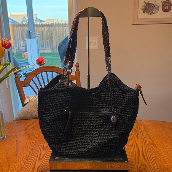 Stylish Gray Handwoven Bag - Picture 10 of 13